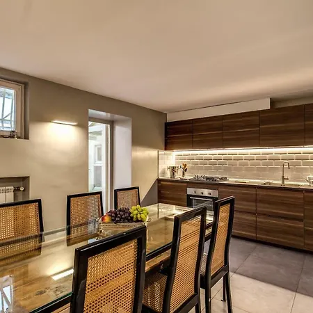 アパート The Spanish Steps 67